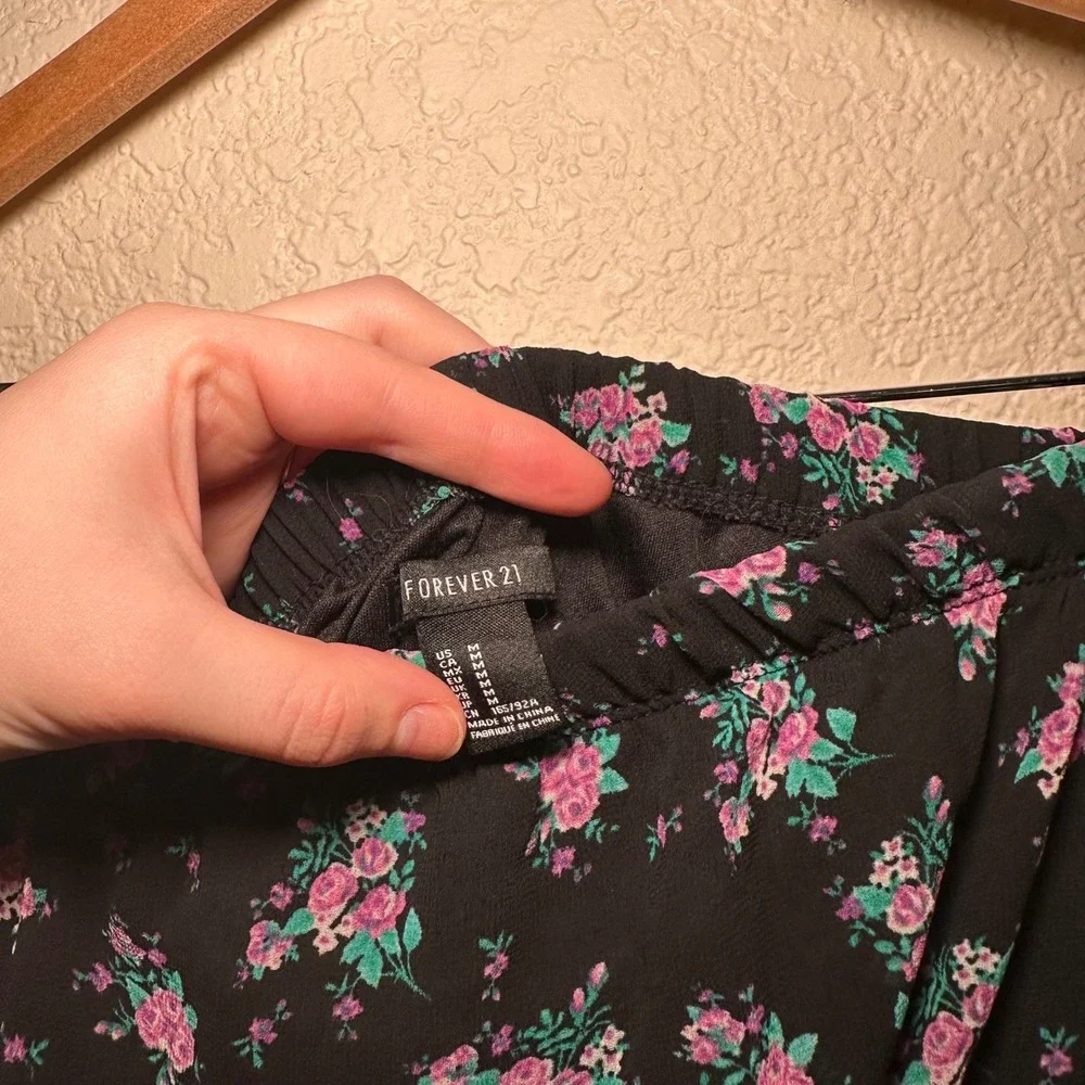 Forever 21 Size M Strapless Maxi Dress Black Floral Summer Bohemian Dark Romance - Picture 3 of 7